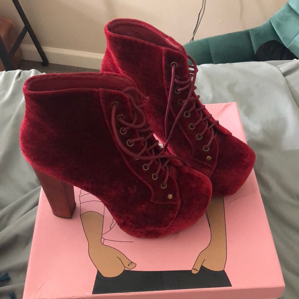Jeffrey Campbell